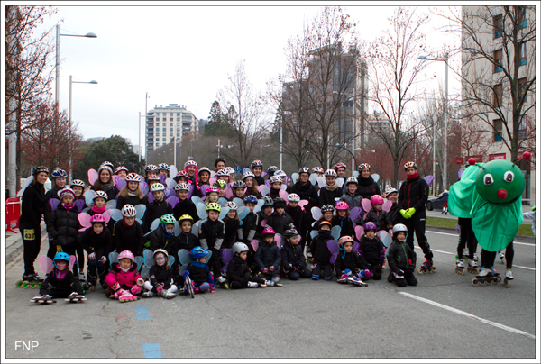 Velocidad - Multitudinaria despedida del año en patines